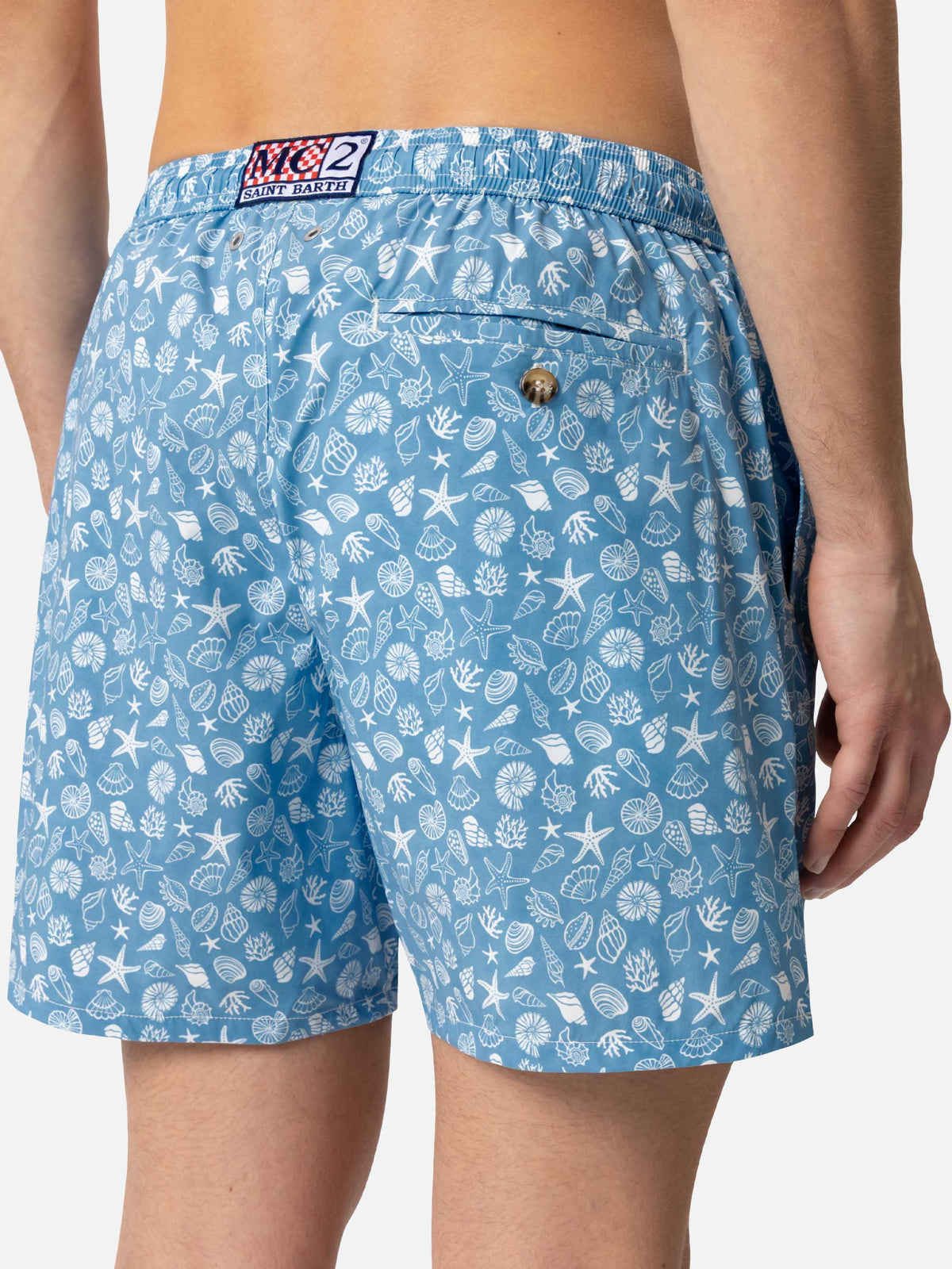 Costume mare Comfort Light azzurro polvere con stampa conchiglie tropicali