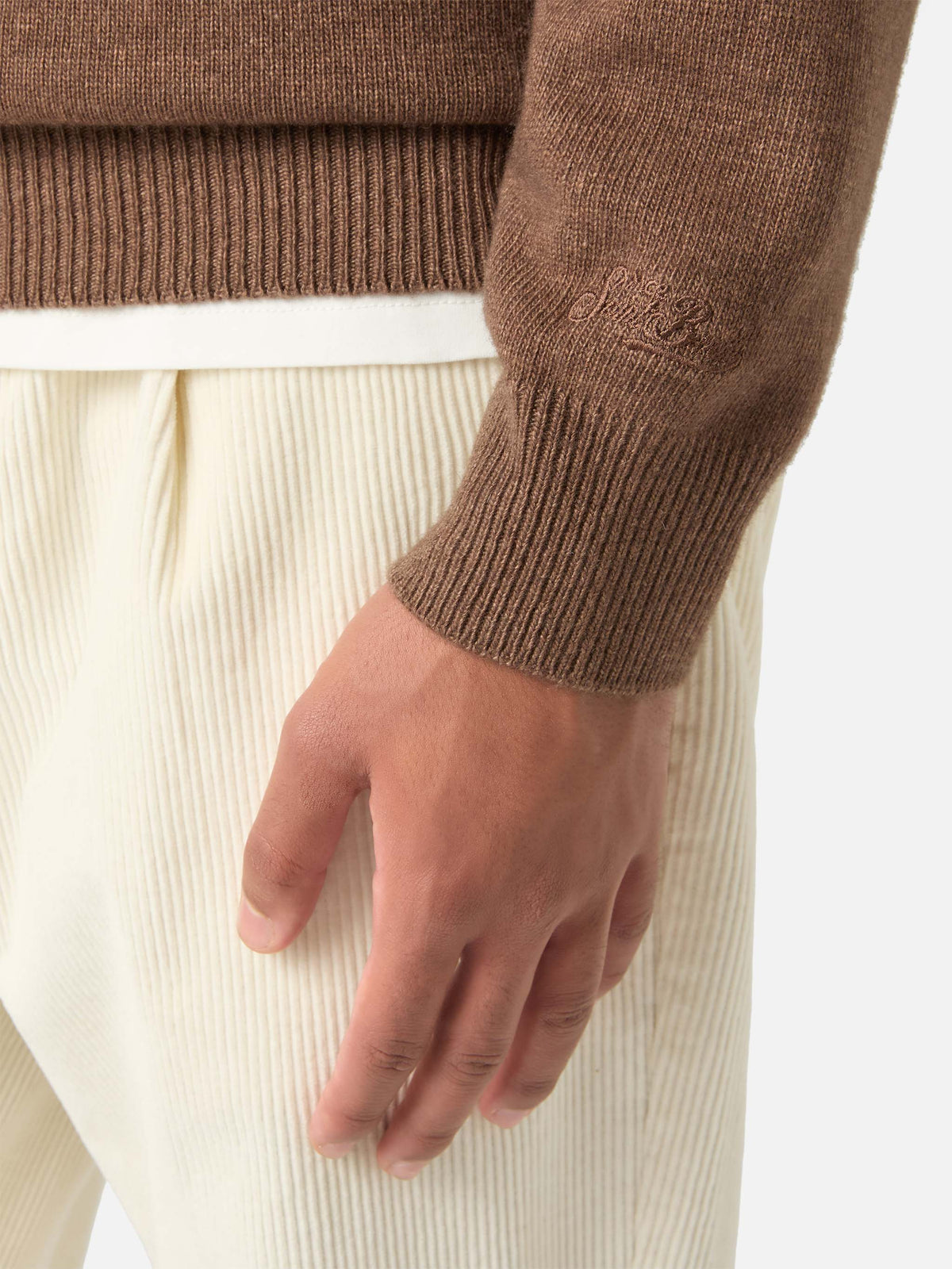 Maglia girocollo Heron marrone con ricamo St. Moritz