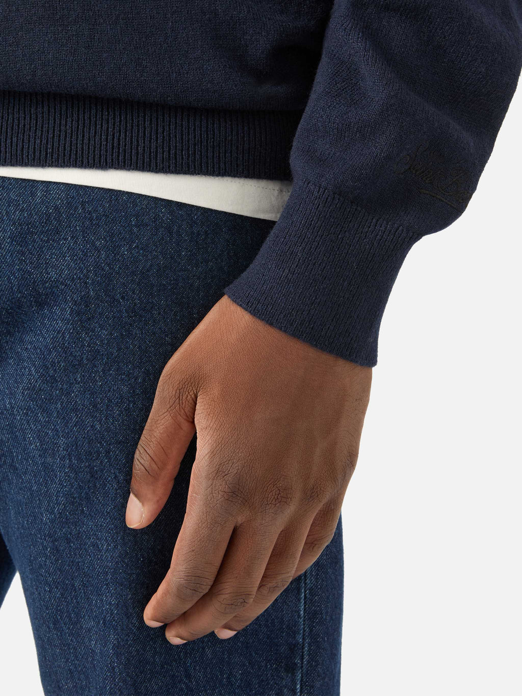 Maglia girocollo Heron Light blu navy in misto lana e cashmere con ricamo Non Voglio Mica La Luna