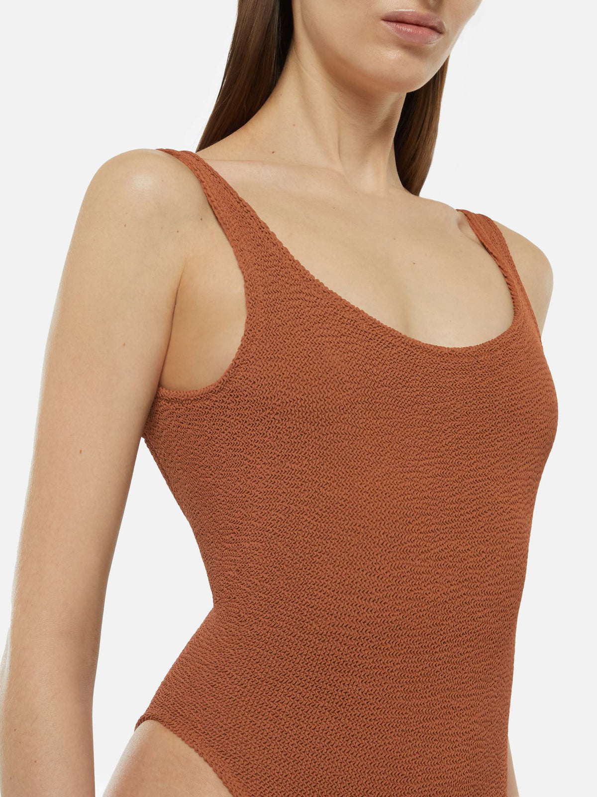 Costume intero Lora cammello in tessuto crinkle