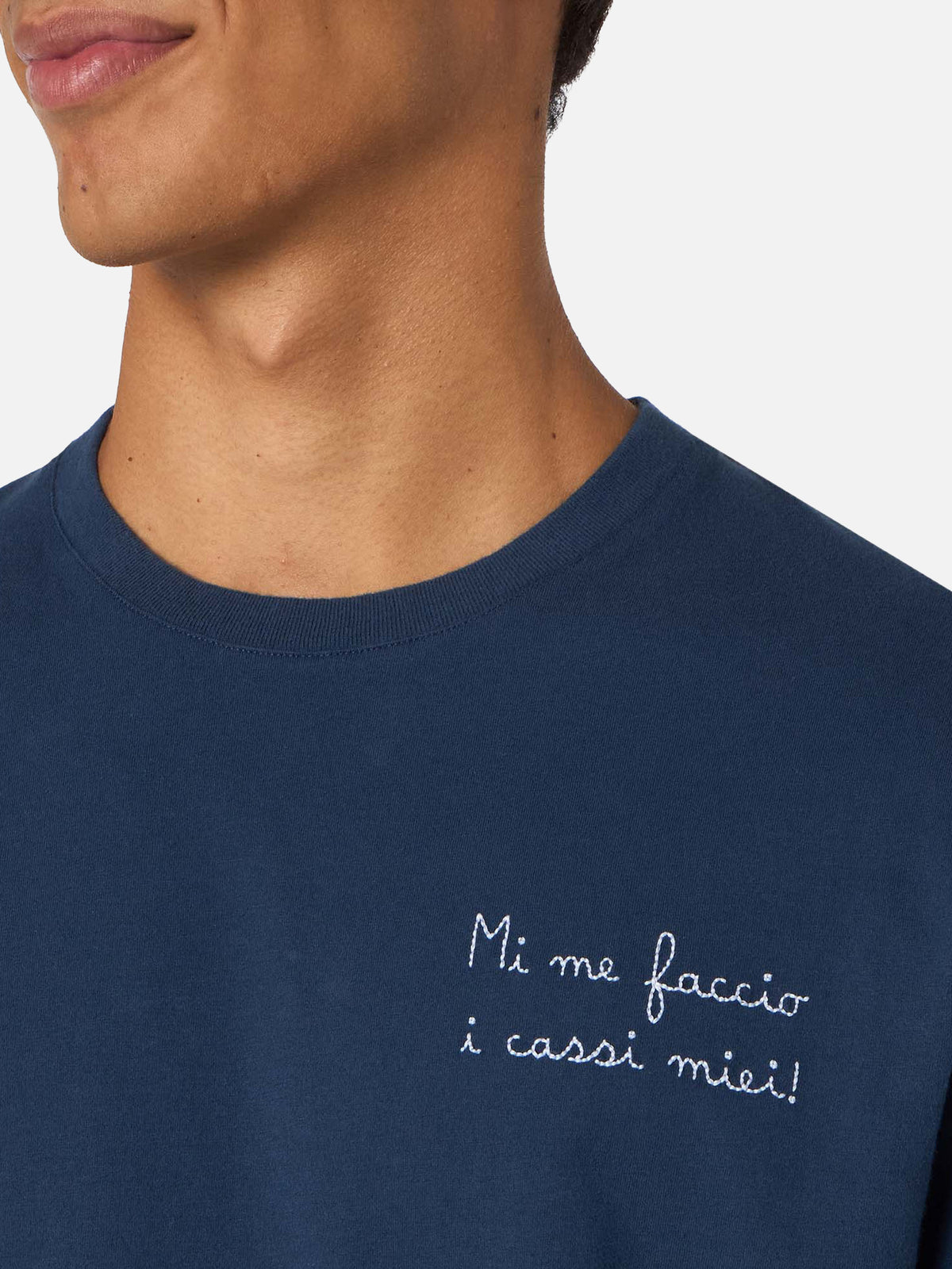 T-shirt Luton blu navy con ricamo Mi me faccio i cassi miei product image 2