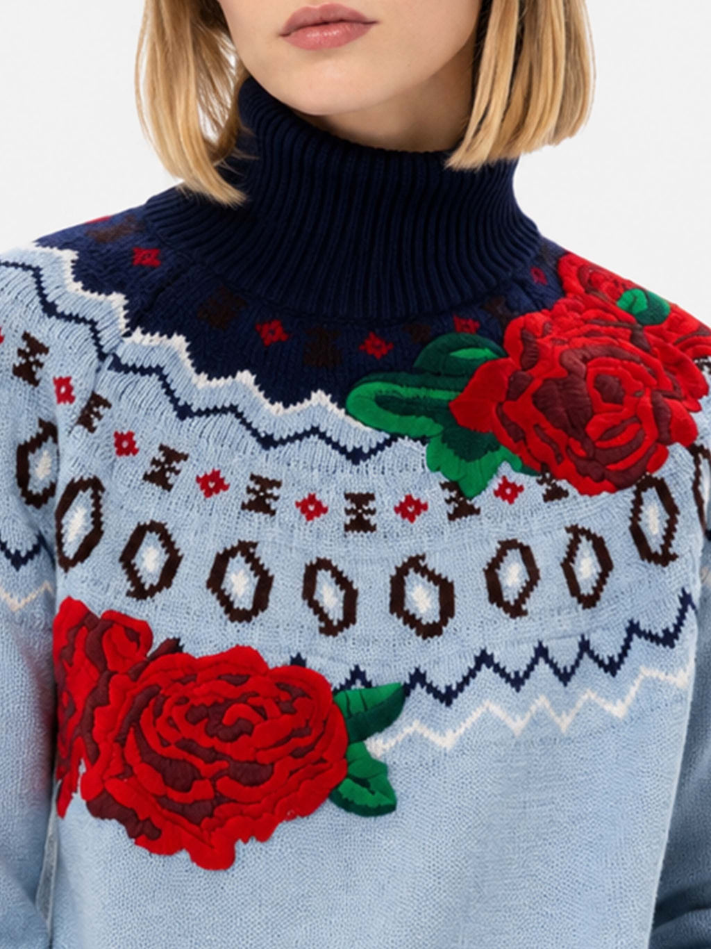 Maglia dolcevita Meghan Nordic azzurra con jacquard fiori broccato