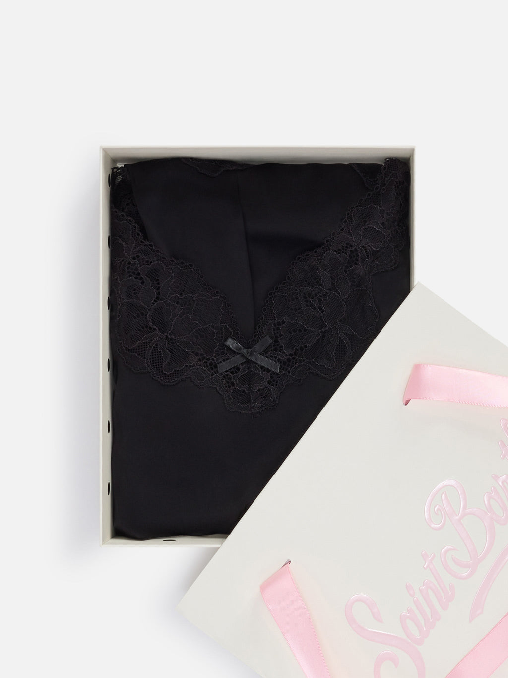 Set Pilar top e shorts nero con pizzo product image 2