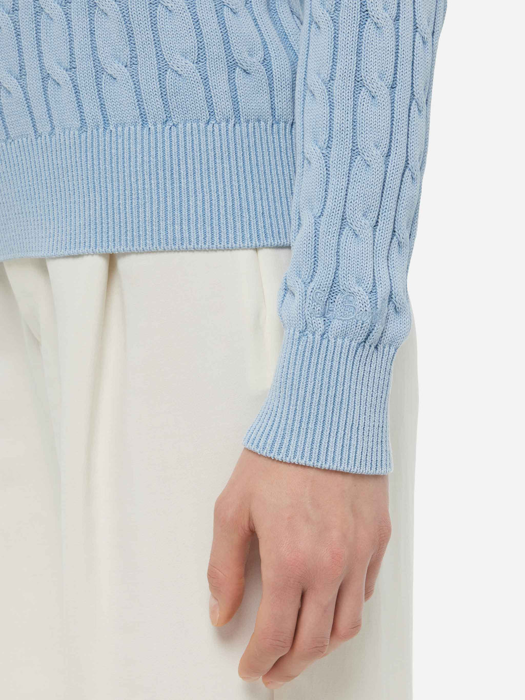 Maglione New Queen azzurro intrecciato