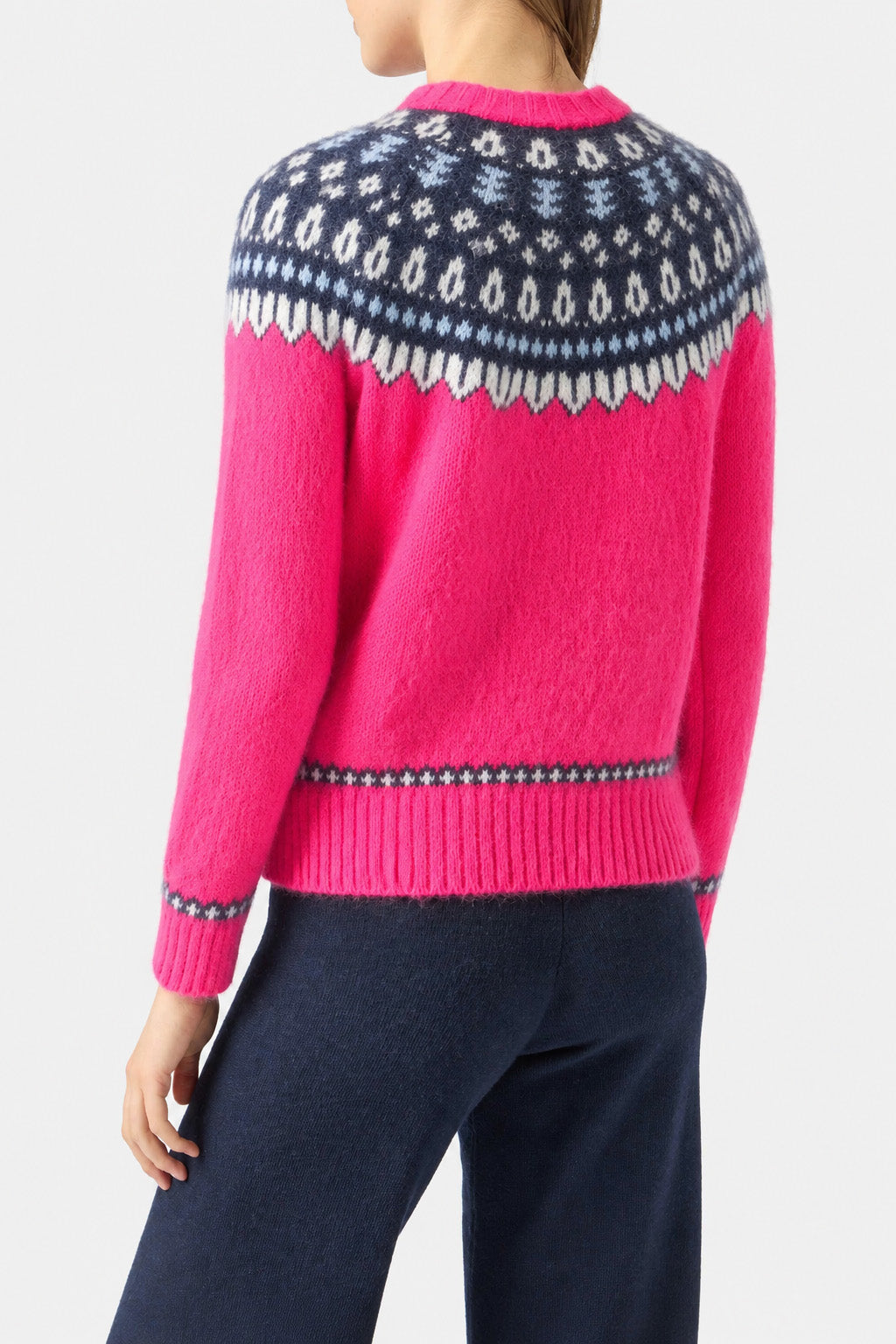 Maglia New Queen Nordic Soft fucsia con ricamo It’s cold