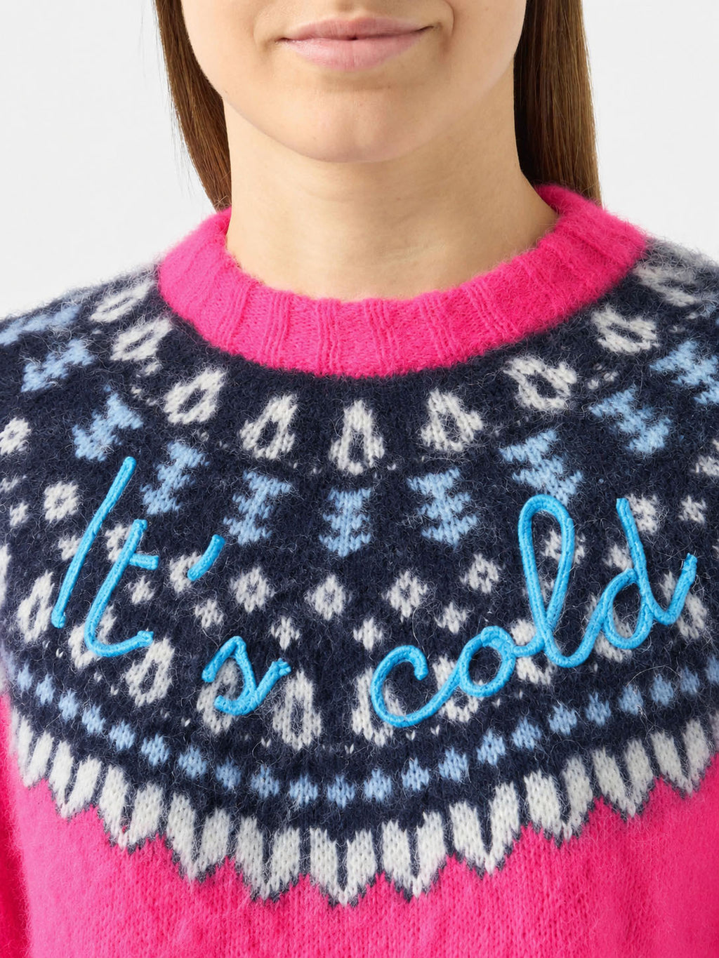 Maglia New Queen Nordic Soft fucsia con ricamo It’s cold