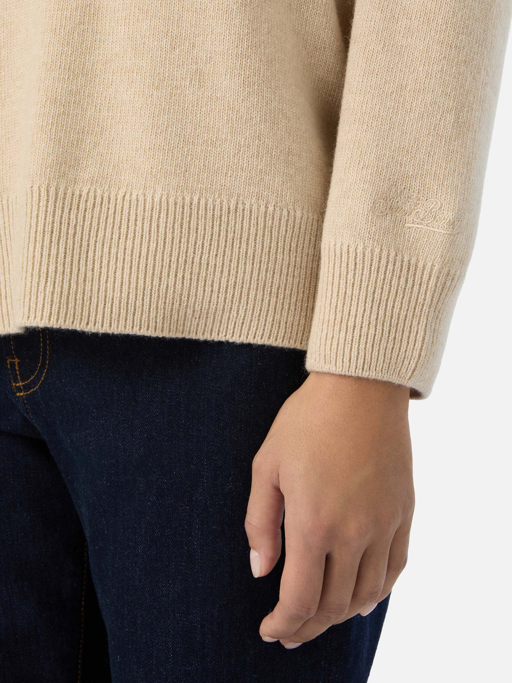 Maglia girocollo Tessa beige in misto lana e cashmere con ricamo No Vabbè
